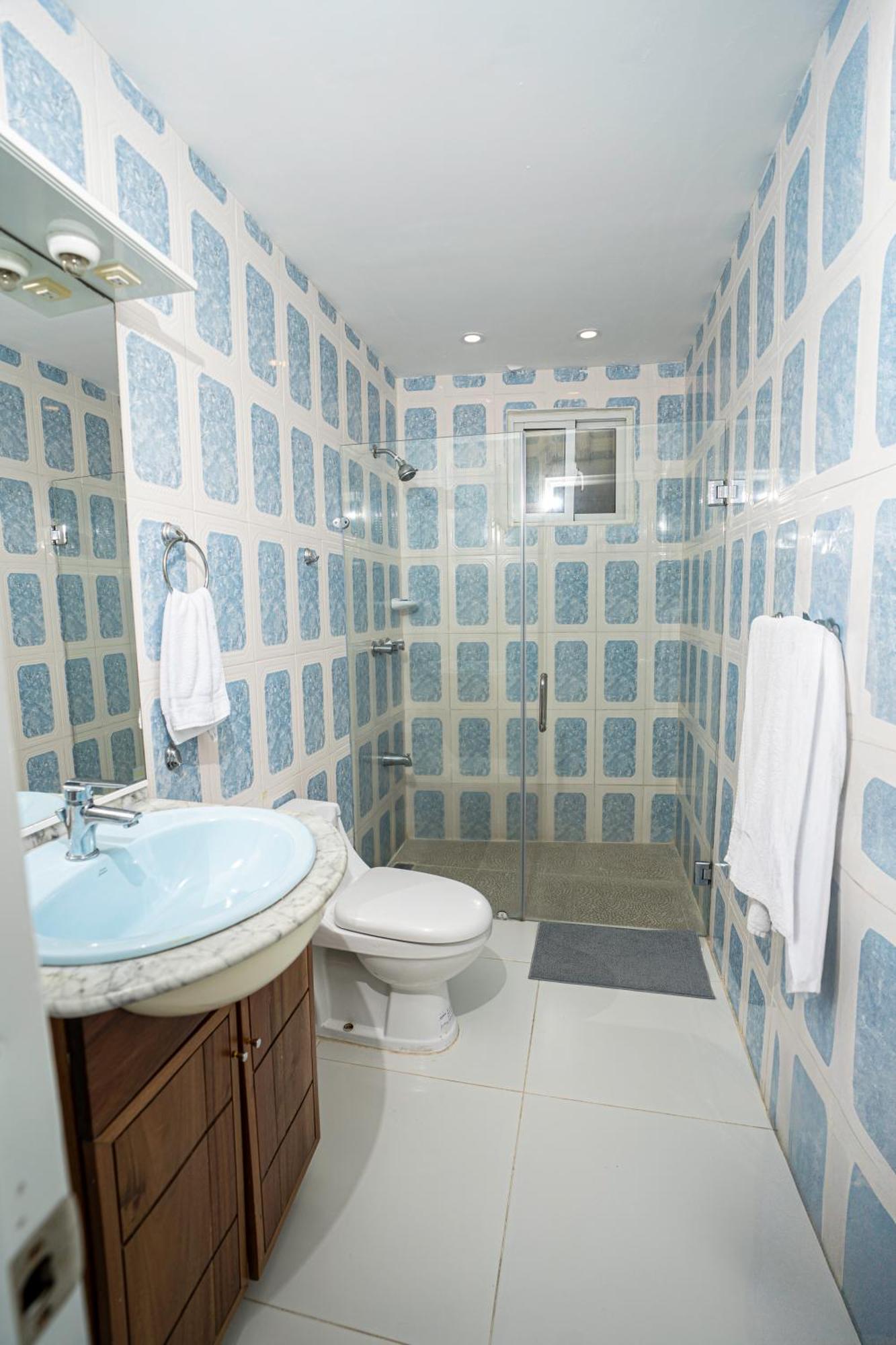 Hotel Juliana Нагуа Экстерьер фото