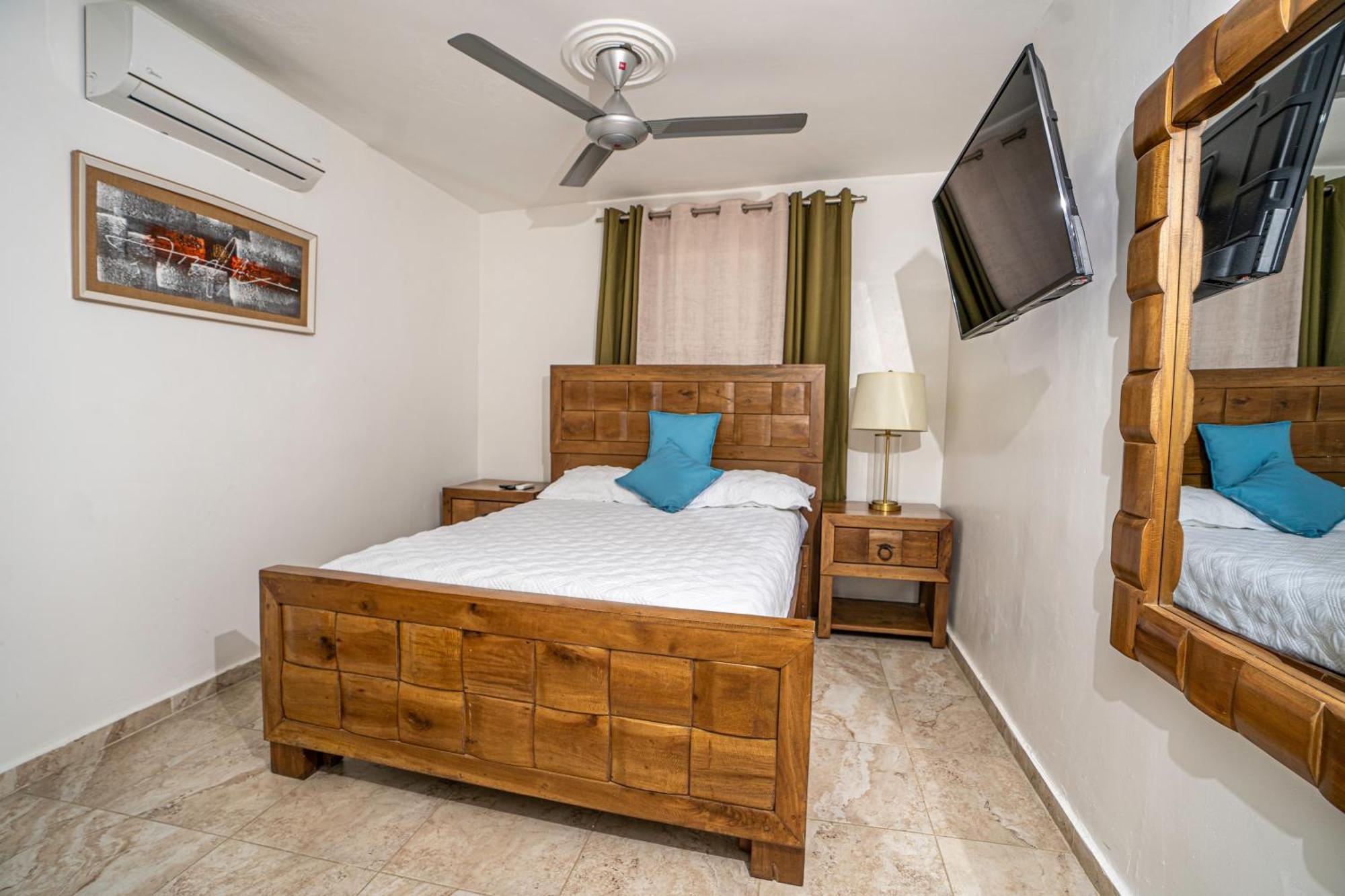 Hotel Juliana Нагуа Экстерьер фото